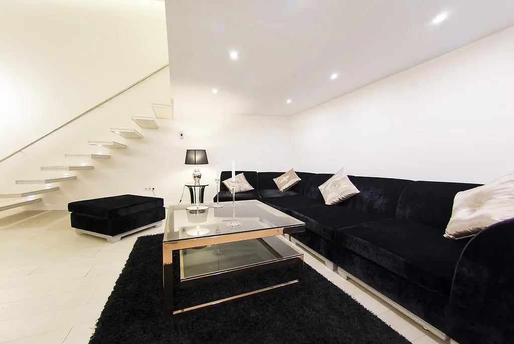 Apartment Enzo Capo Luxury Suites Andrassy Budapest