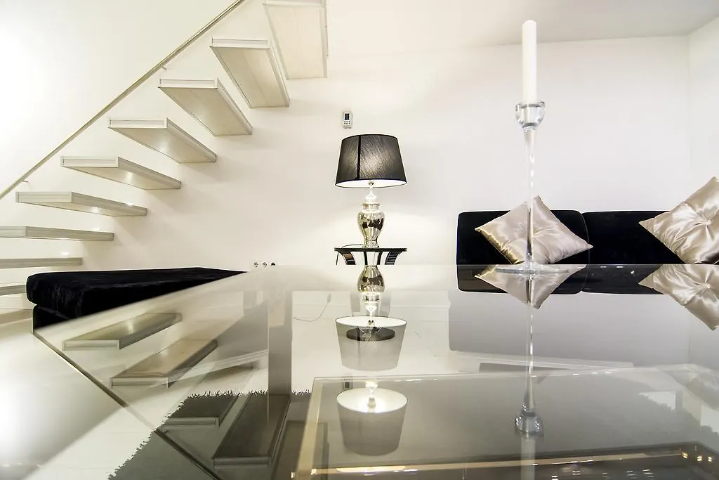 Enzo Capo Luxury Suites Andrassy Budapest Apartment