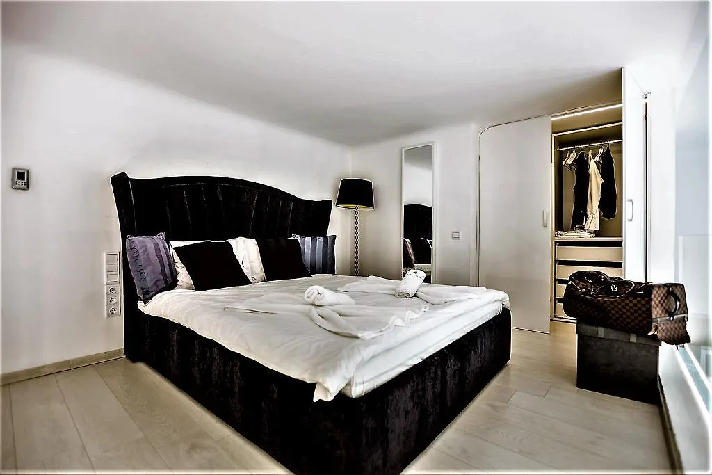 Enzo Capo Luxury Suites Andrassy Budapest