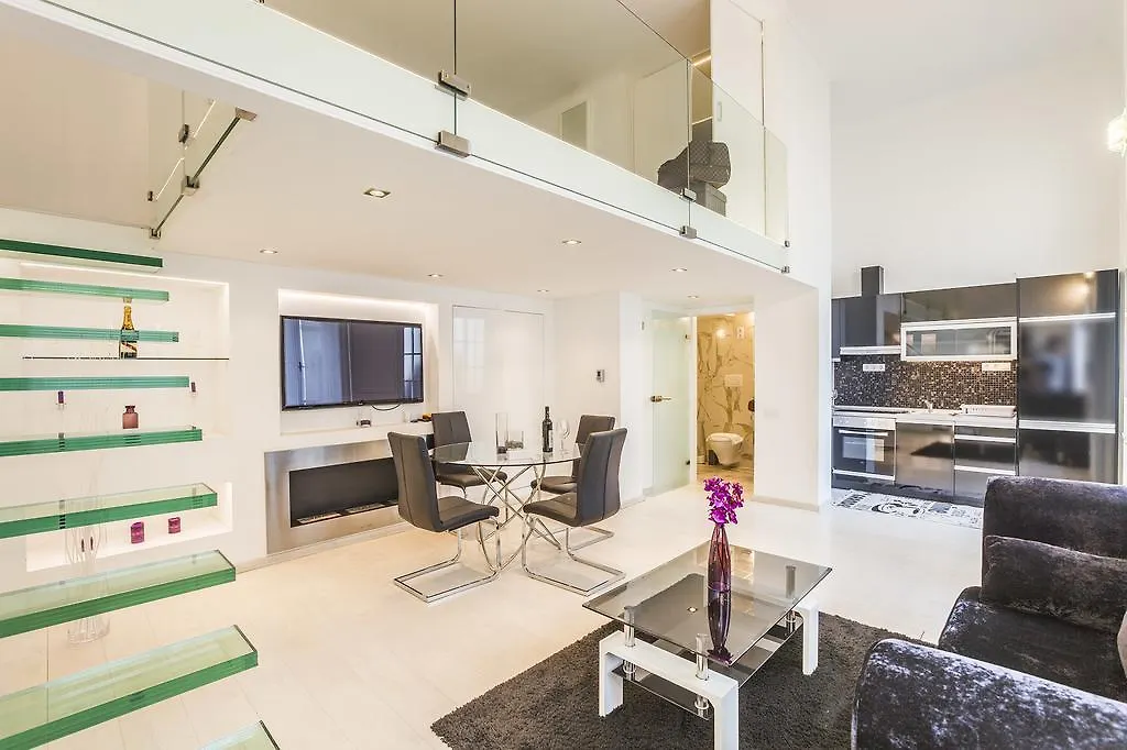 Enzo Capo Luxury Suites Andrassy Budapest