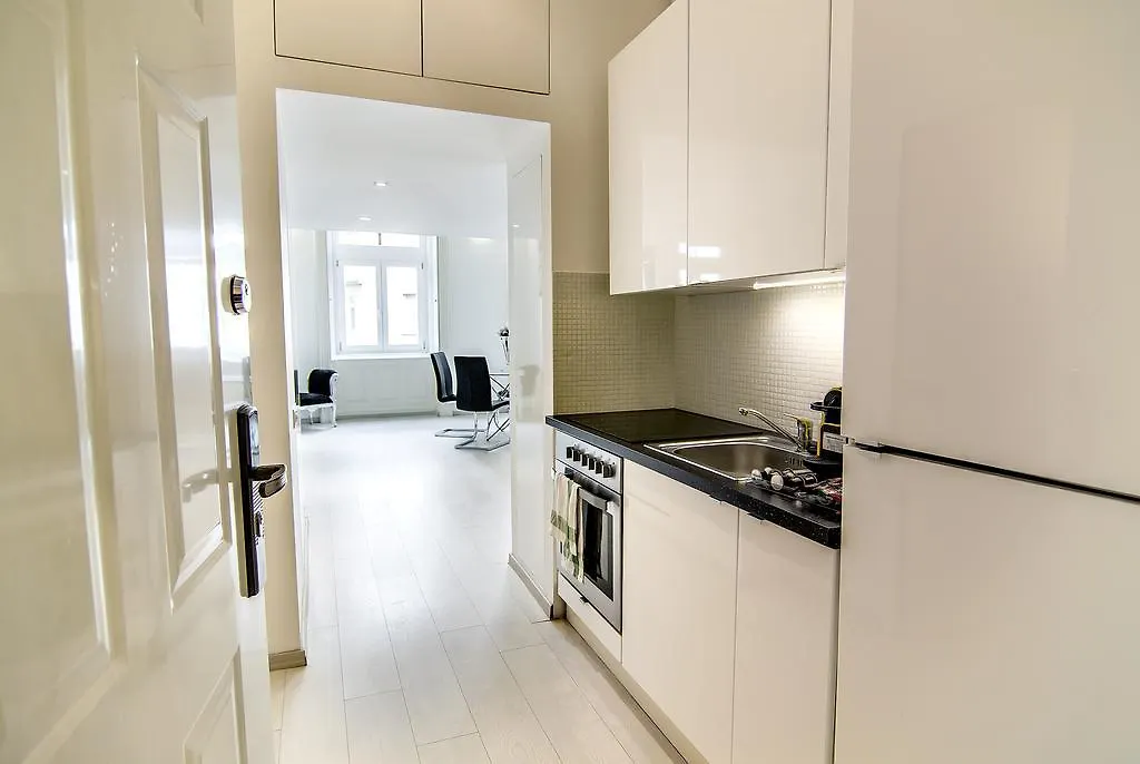 Enzo Capo Luxury Suites Andrassy Budapest 0*,