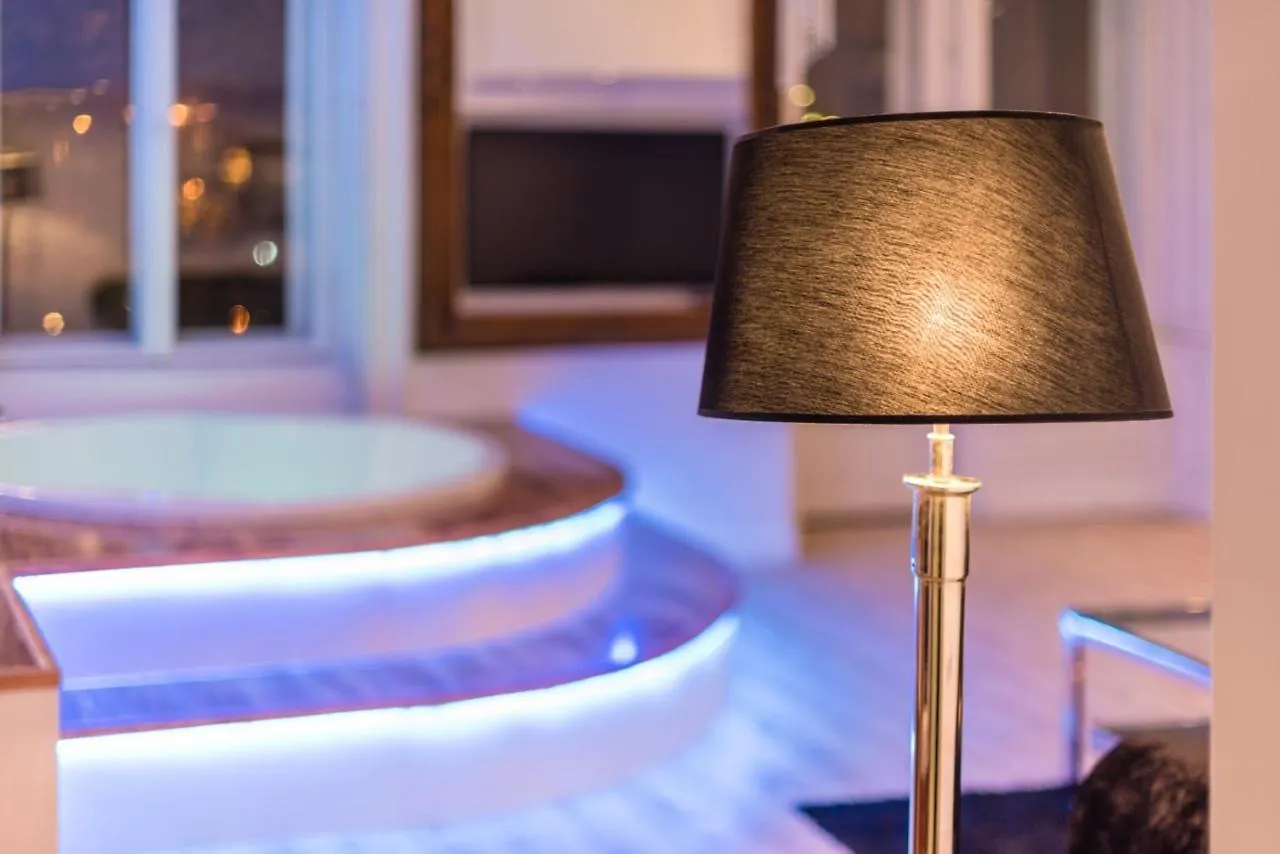 Enzo Capo Luxury Suites Andrassy Budapest Hungary