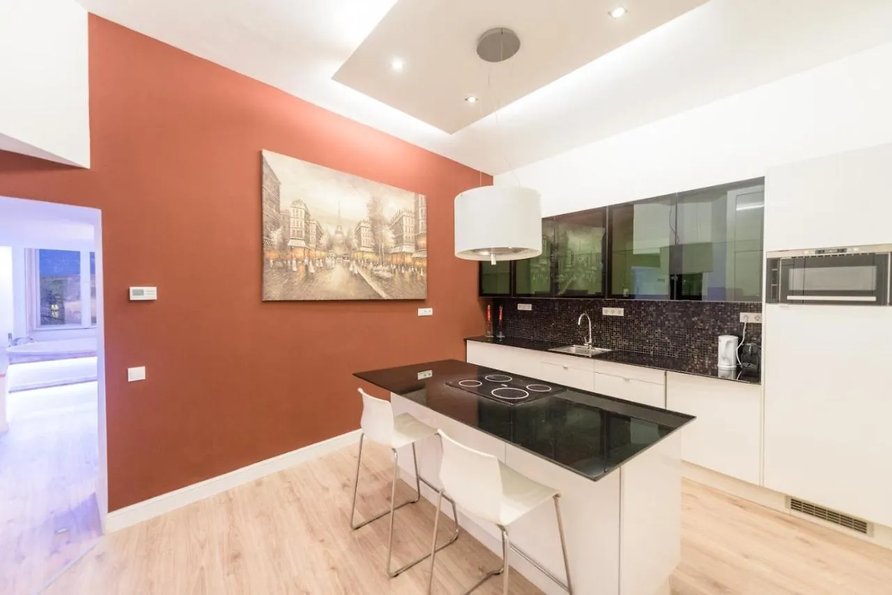 Apartment Enzo Capo Luxury Suites Andrassy Budapest Hungary