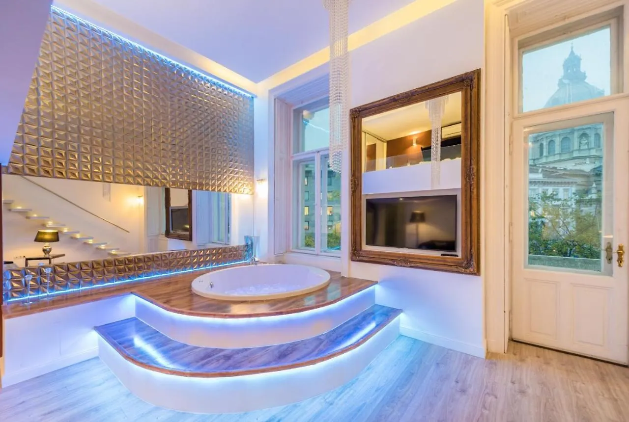 Apartment Enzo Capo Luxury Suites Andrassy Budapest Hungary