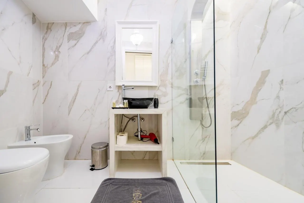 Apartment Enzo Capo Luxury Suites Andrassy Budapest Hungary